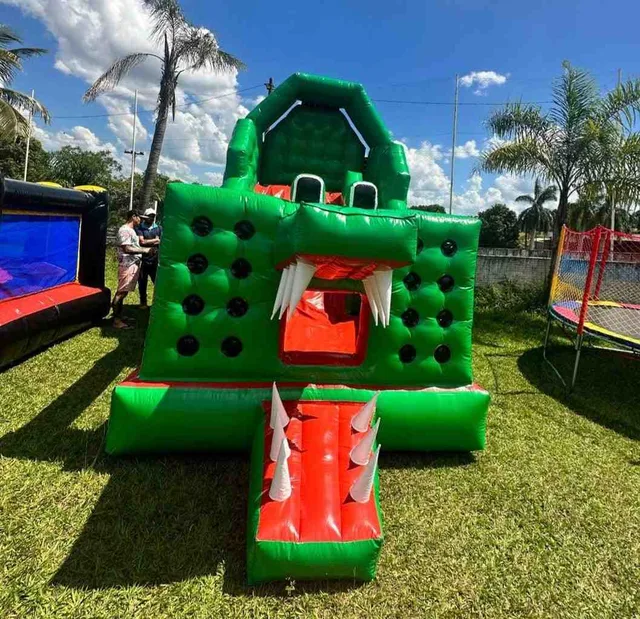 Tobogã Jacaré 4m da Baby Eventos