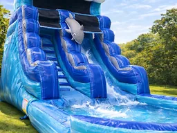 Tobogã aquático Onda com piscina acoplada